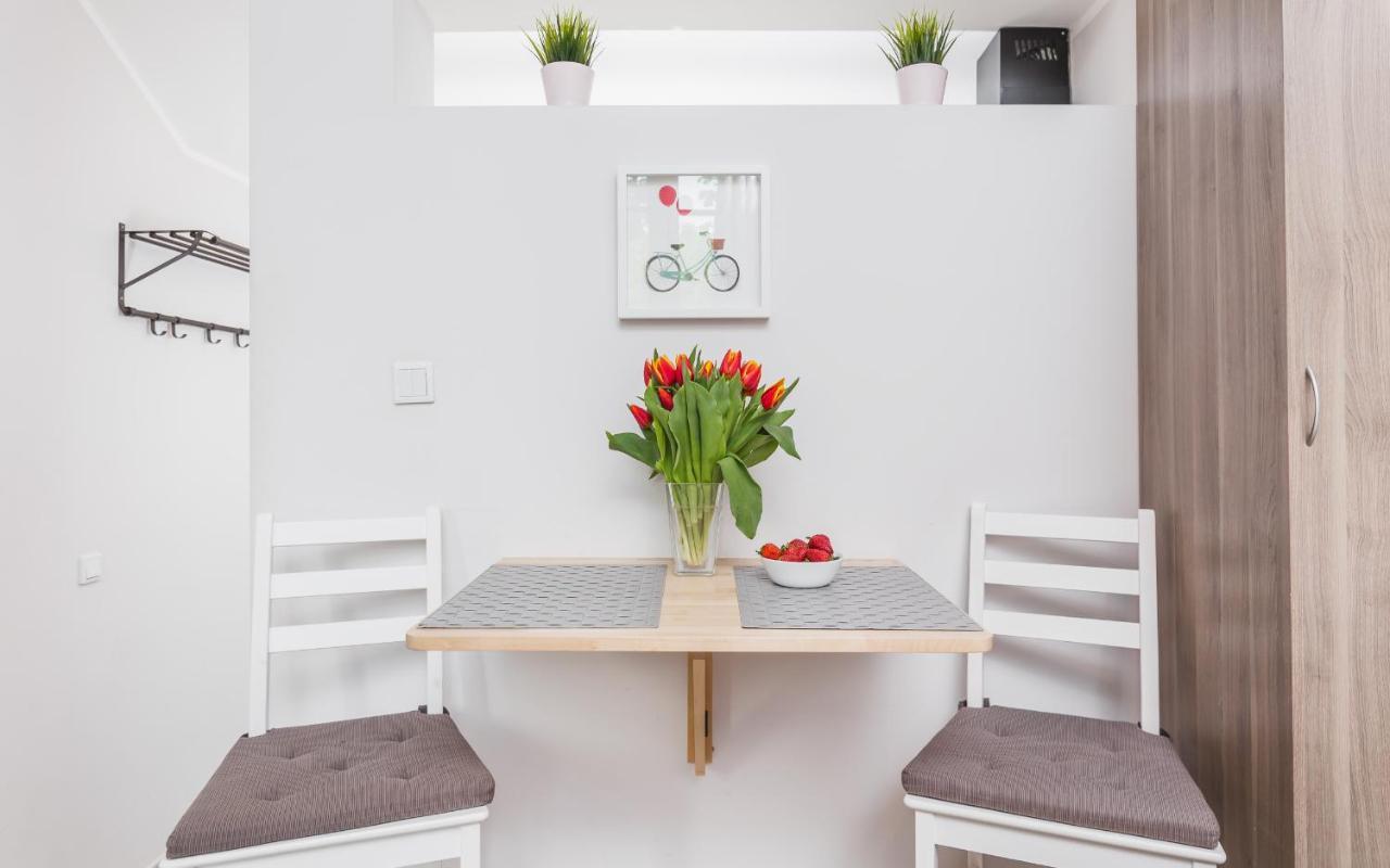 Studio Apartment 5