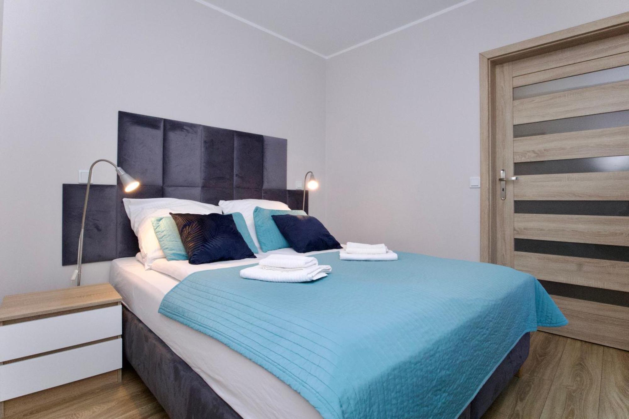 One-Bedroom Apartment 1